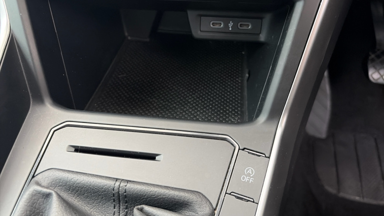 Volkswagen Polo 1.0 Life 5dr Petrol Hatchback